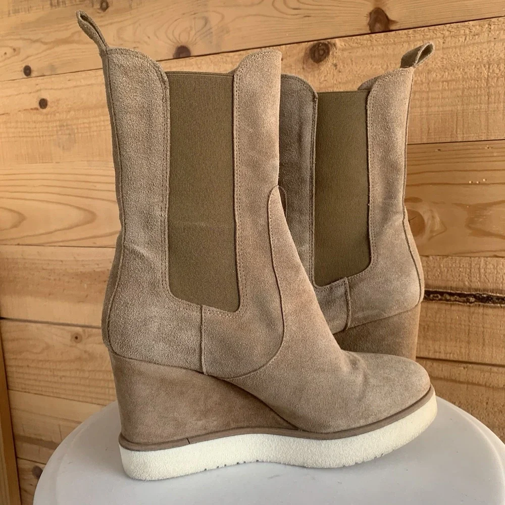 Anthropology Renatta Women's Suede‎ Wedge Chelsea Boots Sz7.5(38) made In Spain